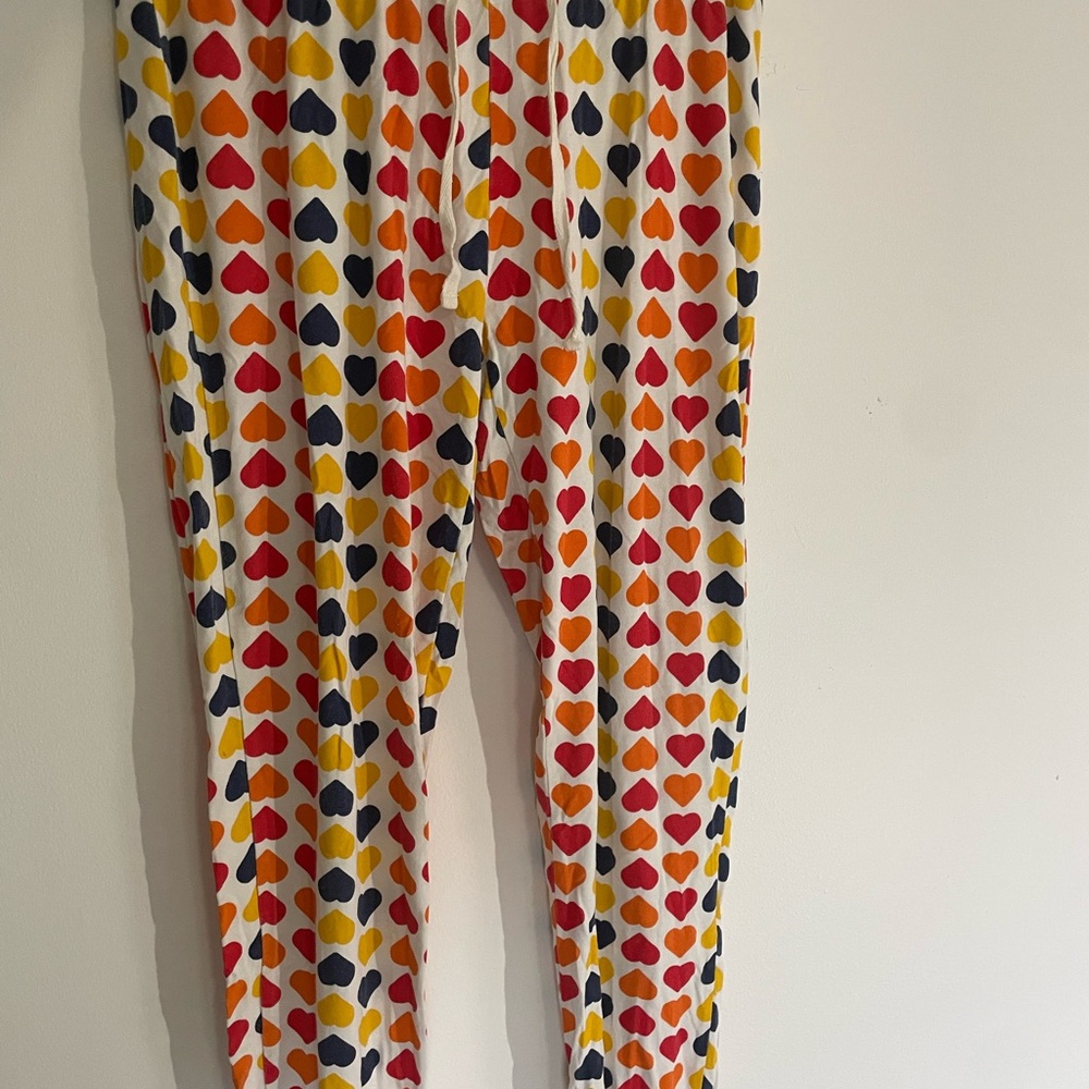 ALDI- Heart Patterned Pajama Set - Picture 2 of 3